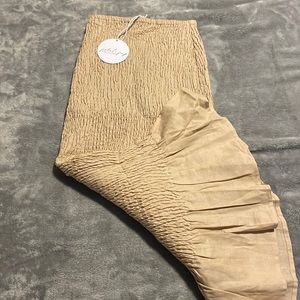 Petal & Pup. Midi Skirt! BRAND NEW! Size XS!